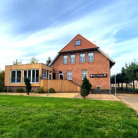 Prima Inn Ferienwohnungen Sonnenufer Am Ruppiner See Neuruppin Exterior foto